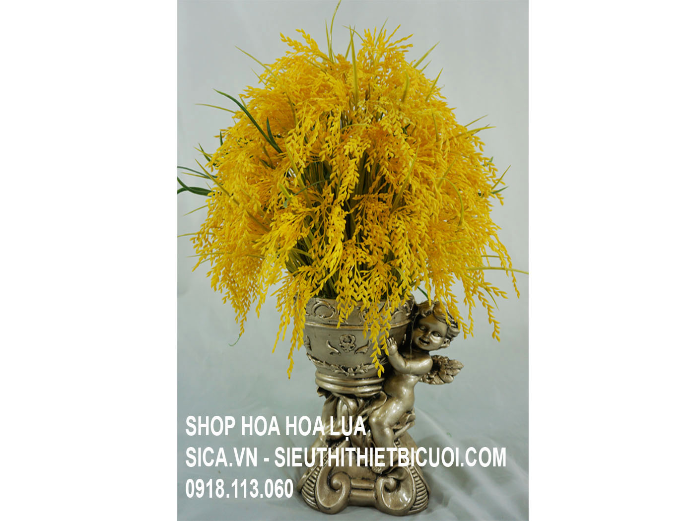 Binh hoa trang trí